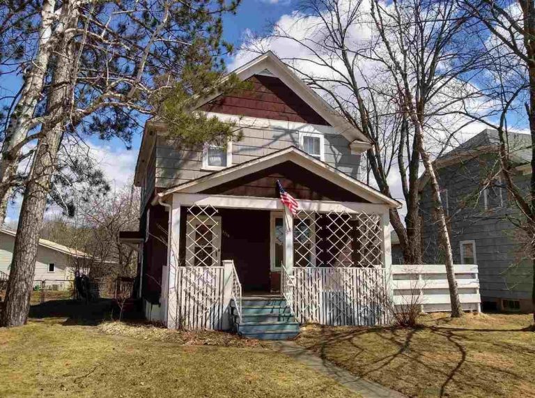 3738 5th Ave East, Hibbing — 34,900 Perrella & Associates